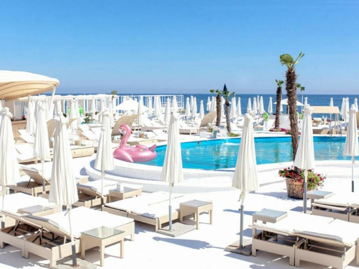 Arcadia Vip-Apartments In Golfstream Одесса Экстерьер фото